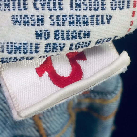 True Religion 'Becky' Jeans - Picture 16 of 16